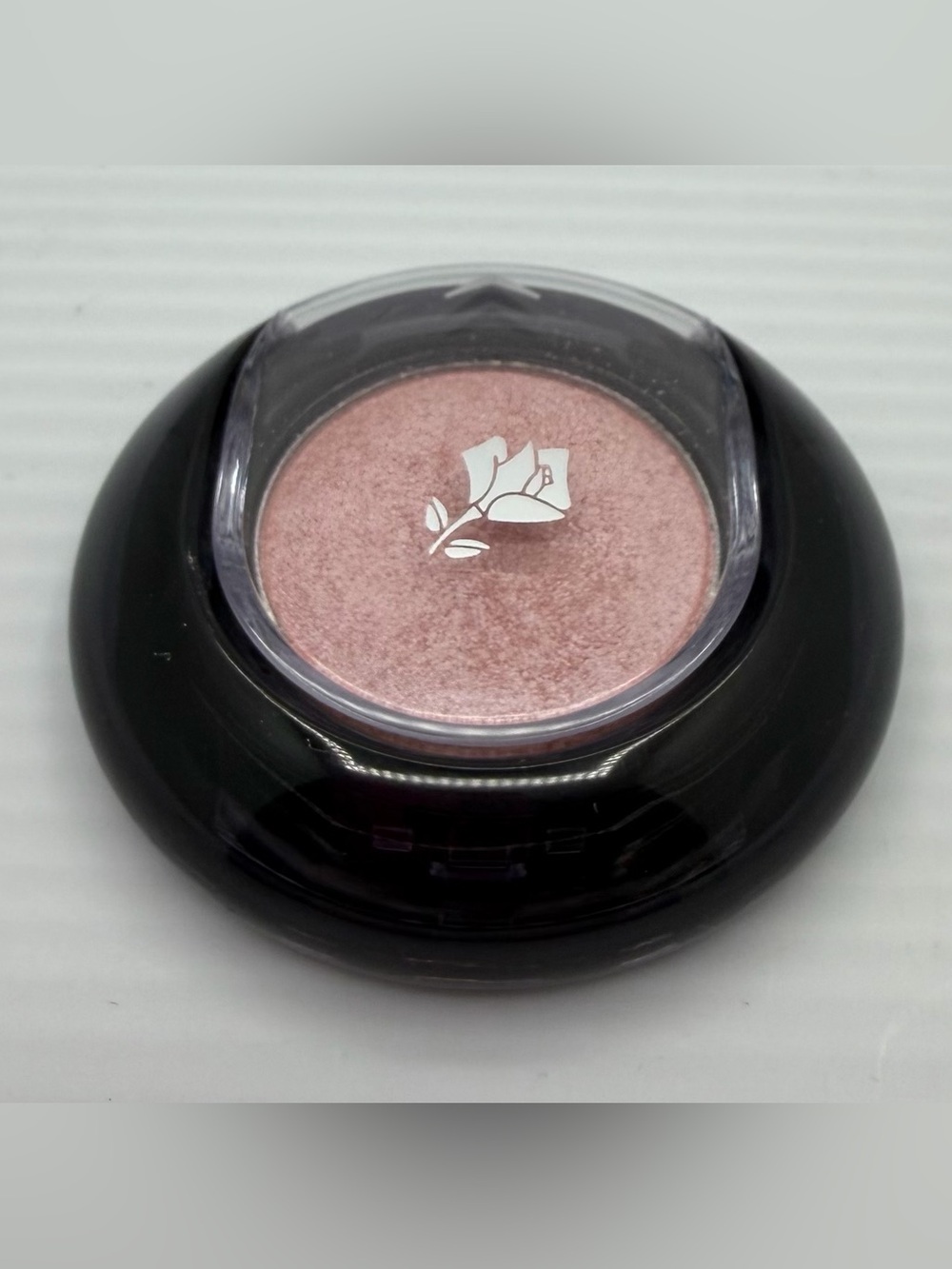 Lancôme Color Design Metallic Eye Shadow- Off The Rack - Picture 3 of 5